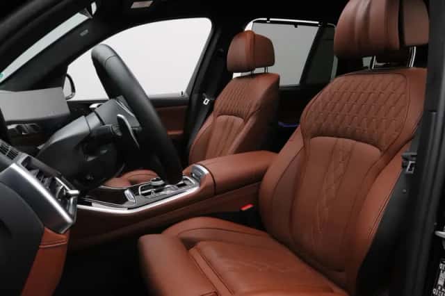 BMW X5 (2025) thumbnail 4