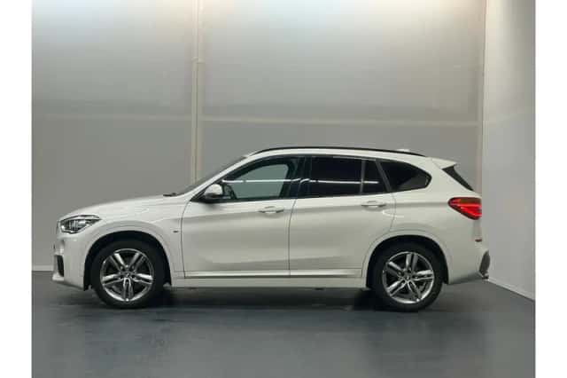 BMW X1 (2019) thumbnail 2