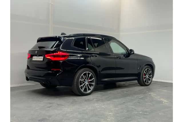 BMW X3 (2021) thumbnail 3