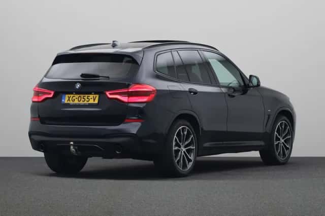 BMW X3 (2019) thumbnail 2