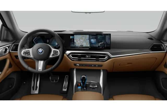BMW i4 (2022) thumbnail 3