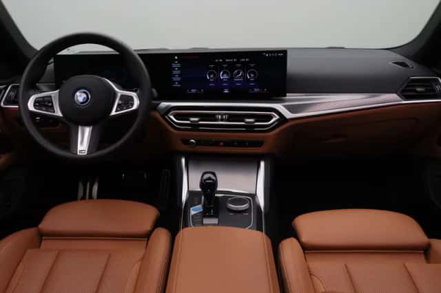BMW i4 (2022) thumbnail 5