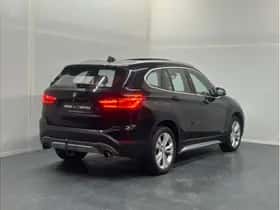 BMW X1 (2017) thumbnail 3