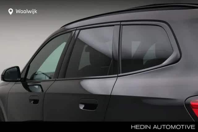 BMW iX1 (2026) thumbnail 3