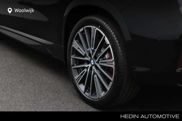 BMW iX1 (2026) thumbnail 4