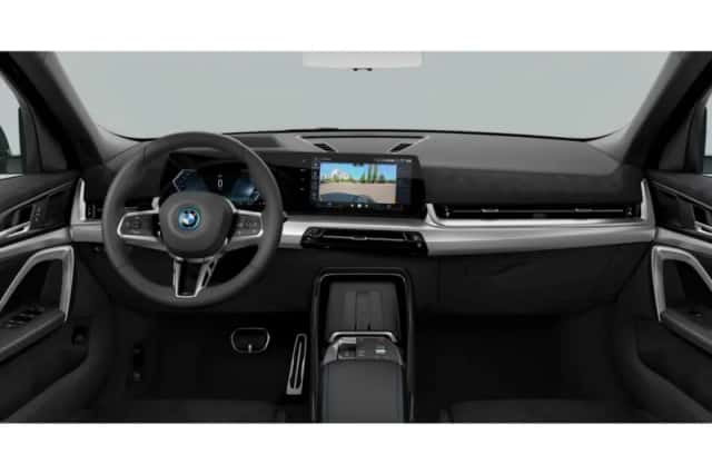 BMW iX2 (2025) thumbnail 3