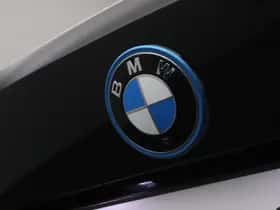 BMW i4 (2023) thumbnail 22