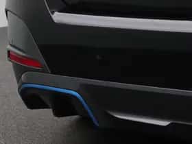 BMW i4 (2023) thumbnail 23