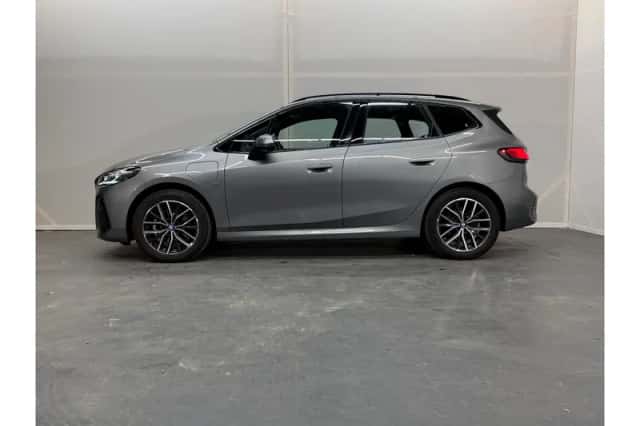 BMW 2-Serie (2023) thumbnail 2