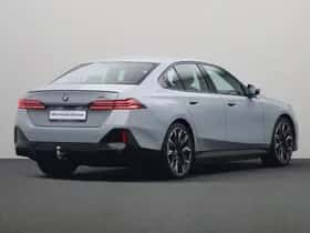 BMW i5 (2025) thumbnail 2