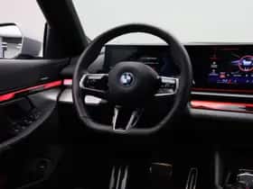 BMW i5 (2025) thumbnail 18