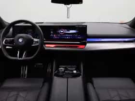 BMW i5 (2025) thumbnail 3