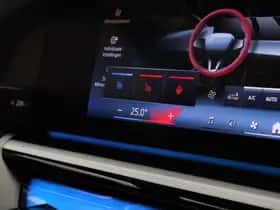 BMW i5 (2025) thumbnail 5