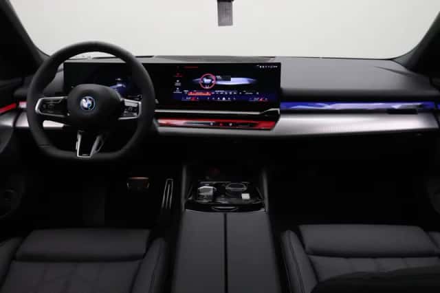 BMW i5 (2026) thumbnail 3