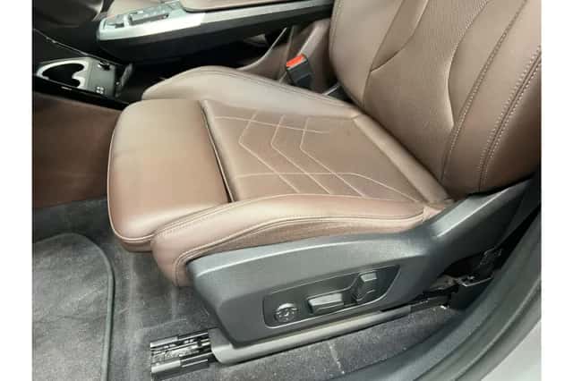 BMW X1 (2024) thumbnail 6