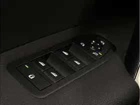 BMW iX (2024) thumbnail 8