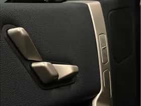 BMW iX (2024) thumbnail 9