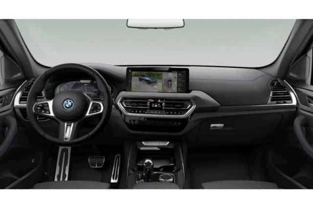 BMW iX3 (2022) thumbnail 3