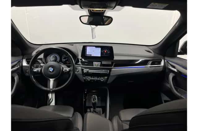 BMW X1 (2022) thumbnail 4