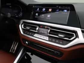 BMW M4 (2022) thumbnail 14