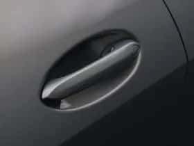 BMW M4 (2022) thumbnail 23