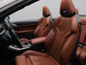 BMW M4 (2022) thumbnail 4