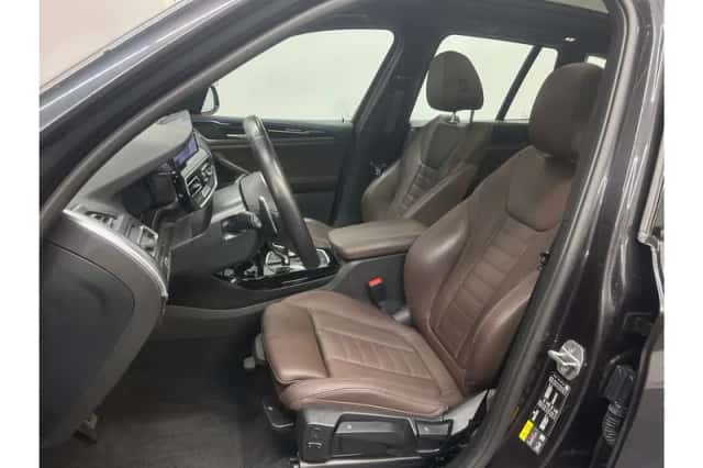 BMW X3 (2023) thumbnail 5