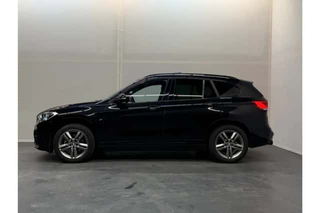 BMW X1 (2022) thumbnail 2