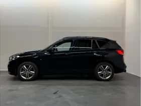 BMW X1 (2022) thumbnail 2