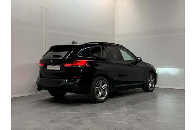 BMW X1 (2022) thumbnail 3