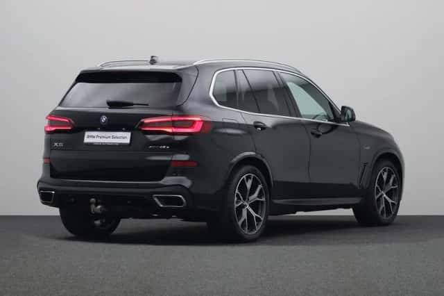 BMW X5 (2022) thumbnail 2