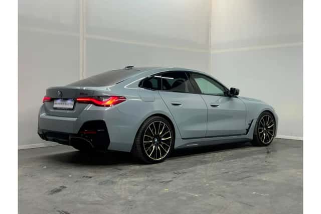 BMW i4 (2022) thumbnail 3