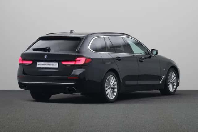 BMW 5-Serie (2023) thumbnail 2