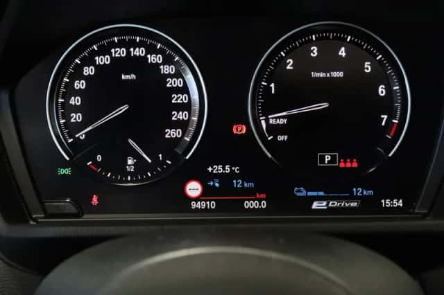 BMW X1 (2022) thumbnail 5