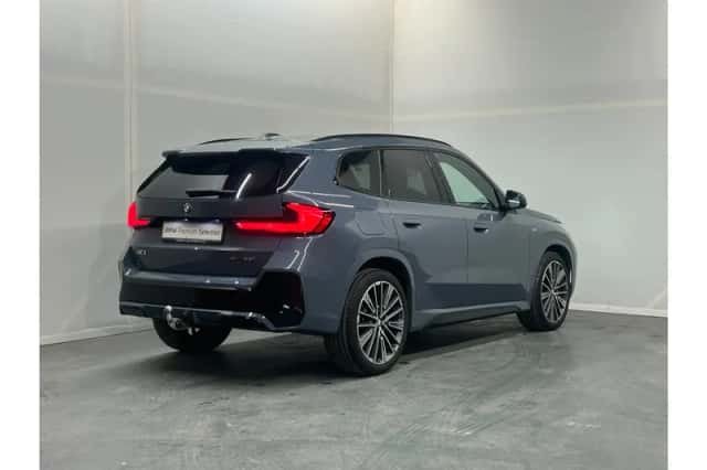 BMW X1 (2023) thumbnail 3