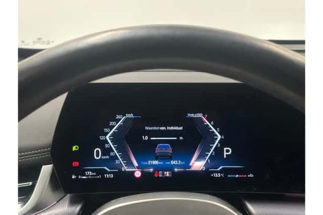 BMW X1 (2023) thumbnail 6