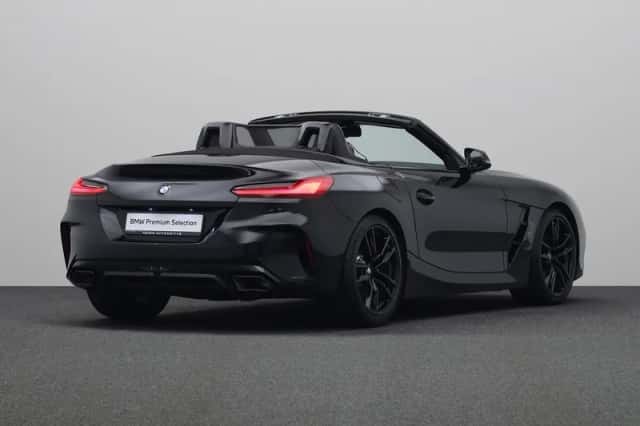 BMW Z4 (2022) thumbnail 2