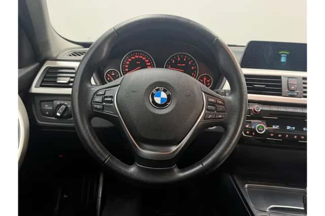 BMW 3-Serie (2018) thumbnail 5