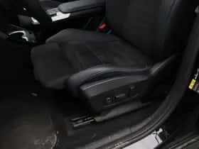 BMW iX1 (2025) thumbnail 5
