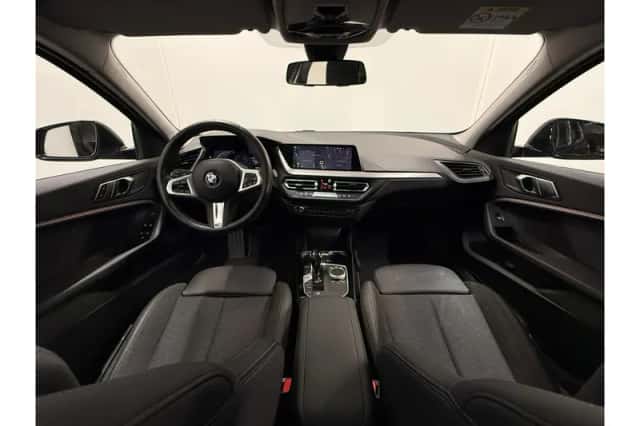 BMW 1-Serie (2021) thumbnail 4