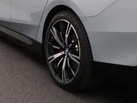 BMW i5 (2025) thumbnail 20