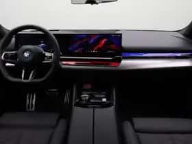 BMW i5 (2025) thumbnail 3