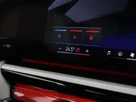 BMW i5 (2025) thumbnail 5