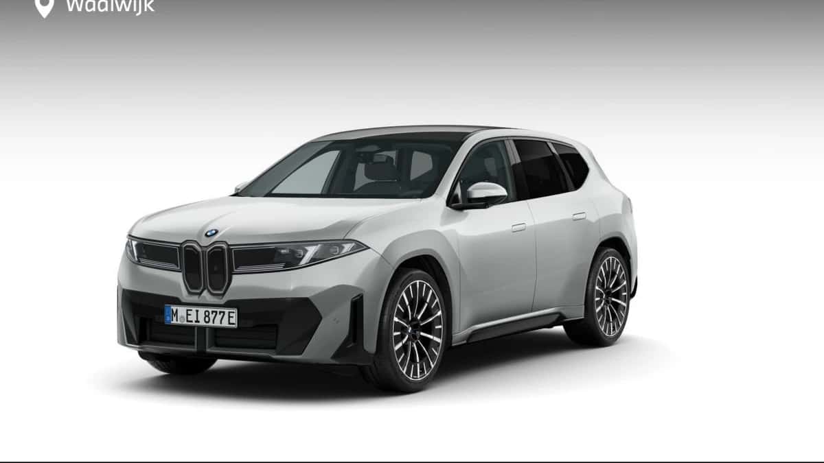 BMW iX3 (2026) — foto 1