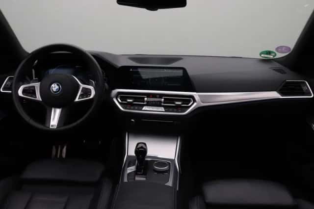 BMW 3-Serie (2022) thumbnail 3