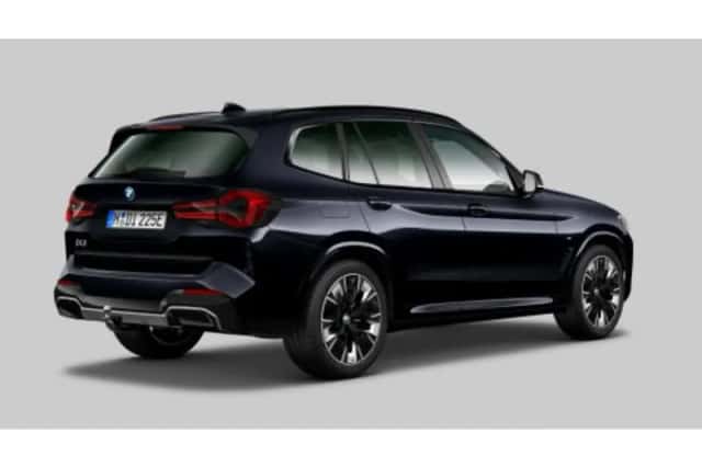 BMW iX3 (2024) thumbnail 2
