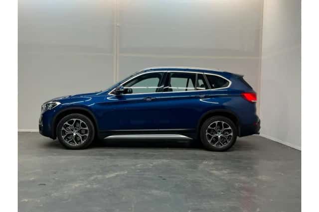 BMW X1 (2021) thumbnail 2