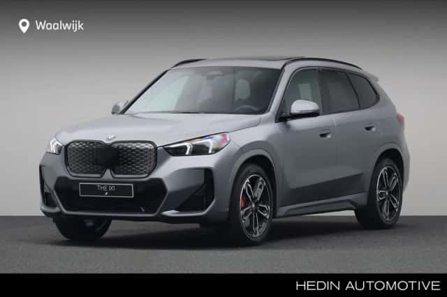 BMW iX1 (2026) thumbnail 1