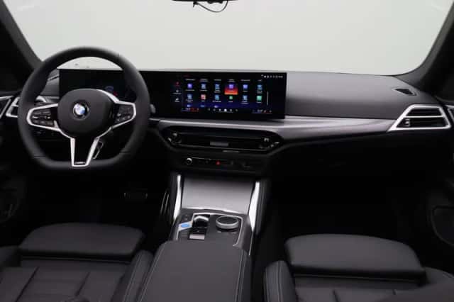 BMW i4 (2026) thumbnail 3