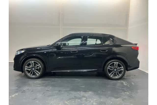 BMW X2 (2024) thumbnail 2